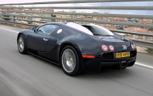 Обои автомобили Bugatti Veyron - 2005