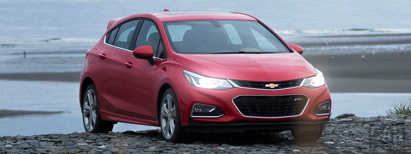 Обои автомобили Chevrolet Cruze Hatch RS Diesel - 2017 - Car wallpapers