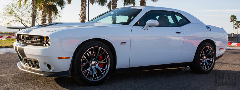 Обои автомобили Dodge Challenger SRT 392 - 2016 - Car wallpapers
