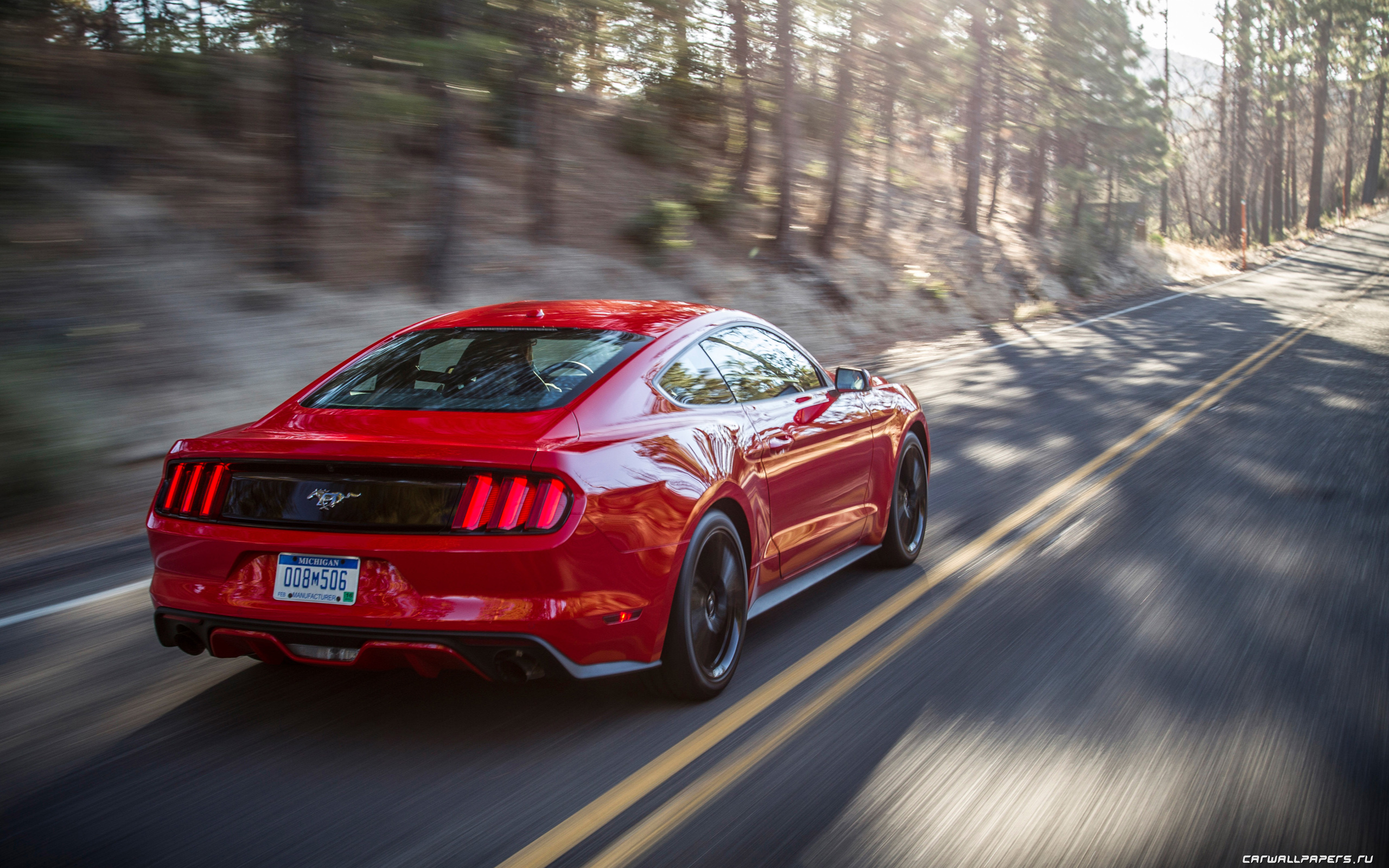 Ford Mustang 2015 красный